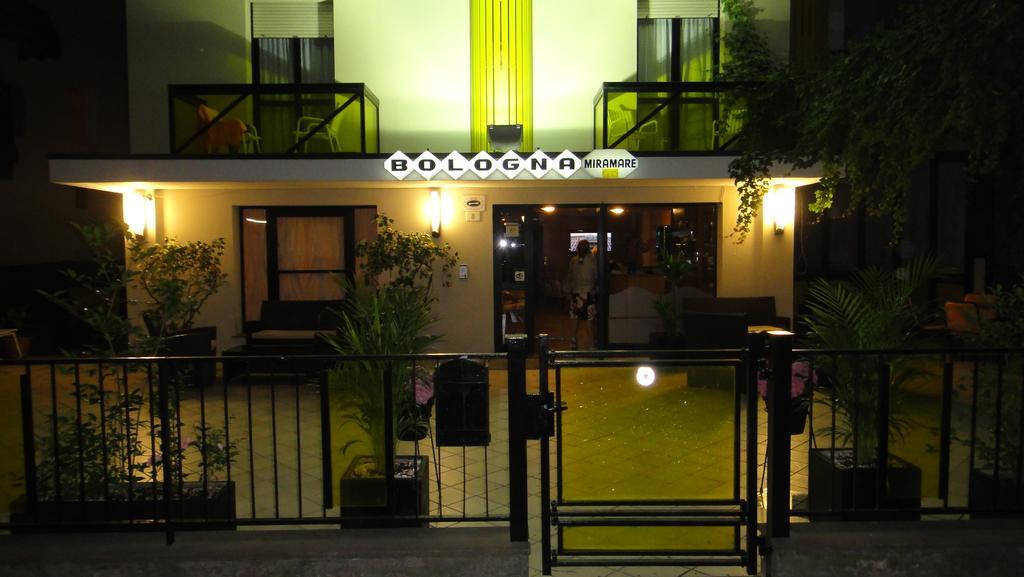 Hotel Bologna Rimini Exterior foto